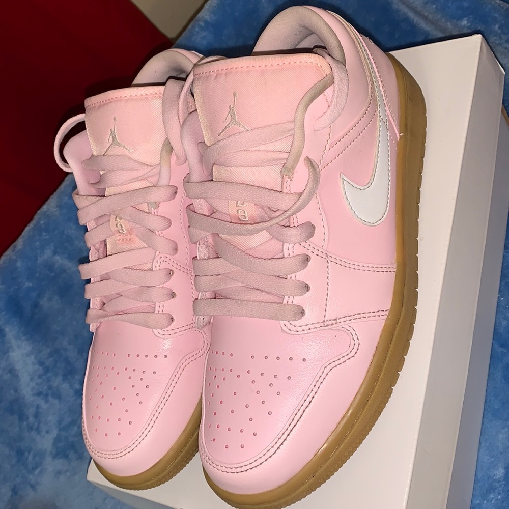 Air Jordan 1 Low